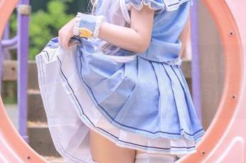 Sayo Momo的护士角色，这私房写真里的细节，竟让我停不下来…挺有意思的。